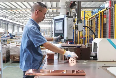 Personalizar el aluminio de acero inoxidable punzonado doblado corte por láser de piezas de soldadura para Auto/aeroespacial/maquinaria/construcción naval/Construcción