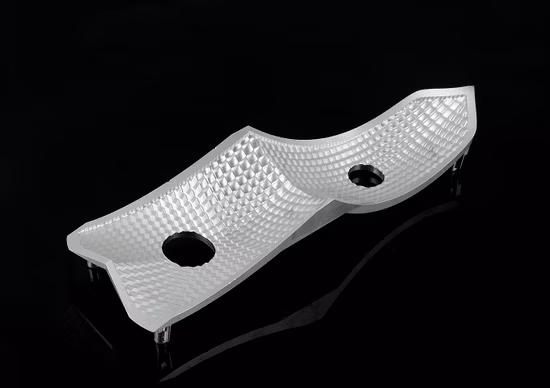 OEM personalizado Aluminio Acero inoxidable Hierro Titanio Latón Cobre POM Maquinaria de metal Auto Motocicleta Bicicleta Torneado Fresado Forjado Mecanizado CNC Piezas de repuesto